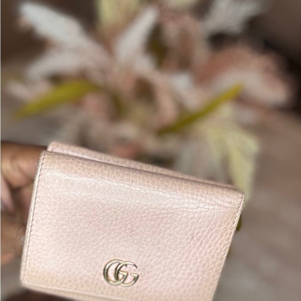 Gucci Beige Leather Wallet - Picture 2 of 5
